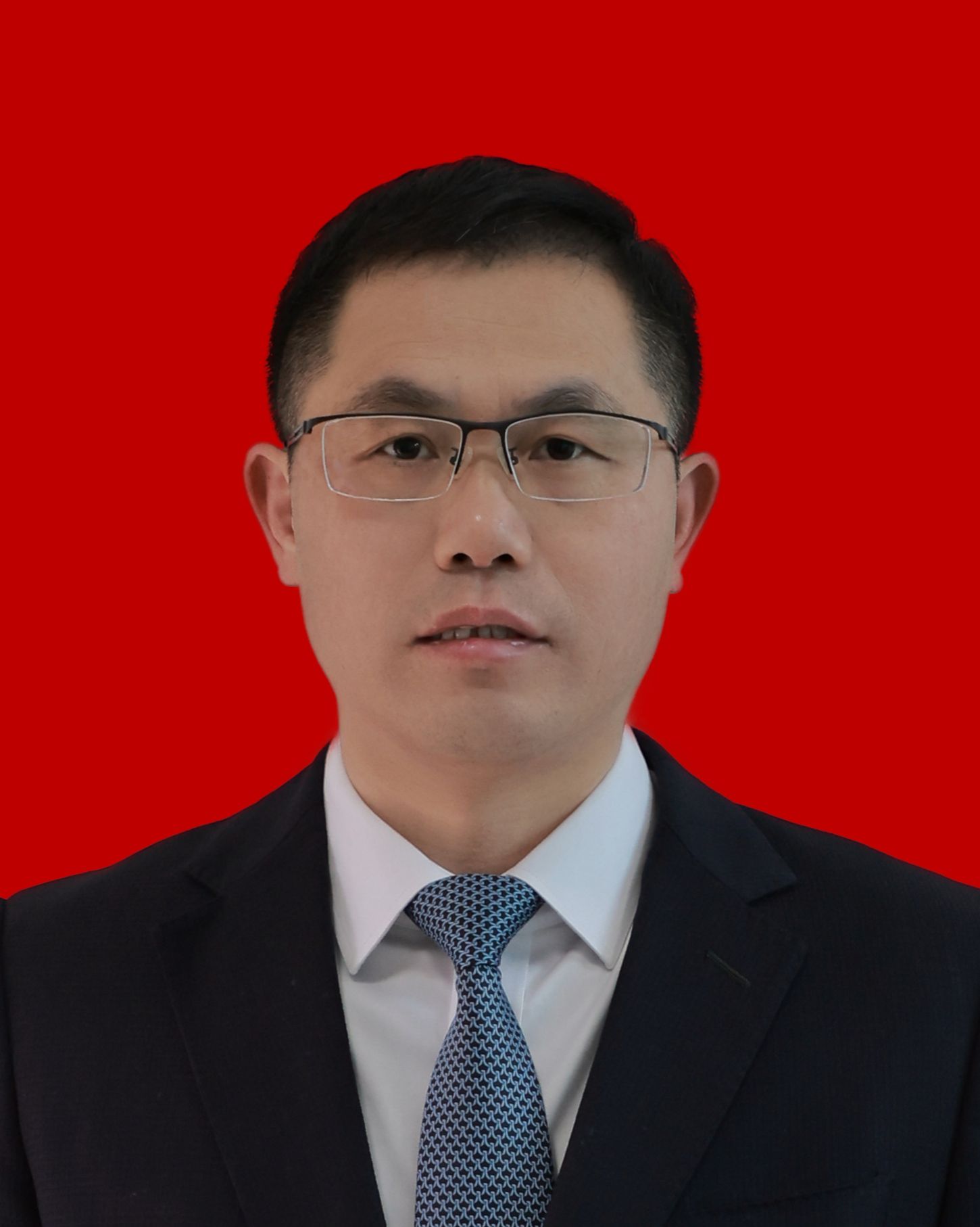 先后任湖南行政bobs最新版下载教员